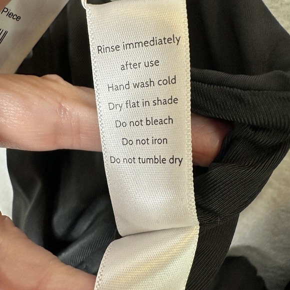 Andie Swimwear The Santorini One Piece Swimsuit Women Sz L Demi Moore Favorite - Picture 10 of 11